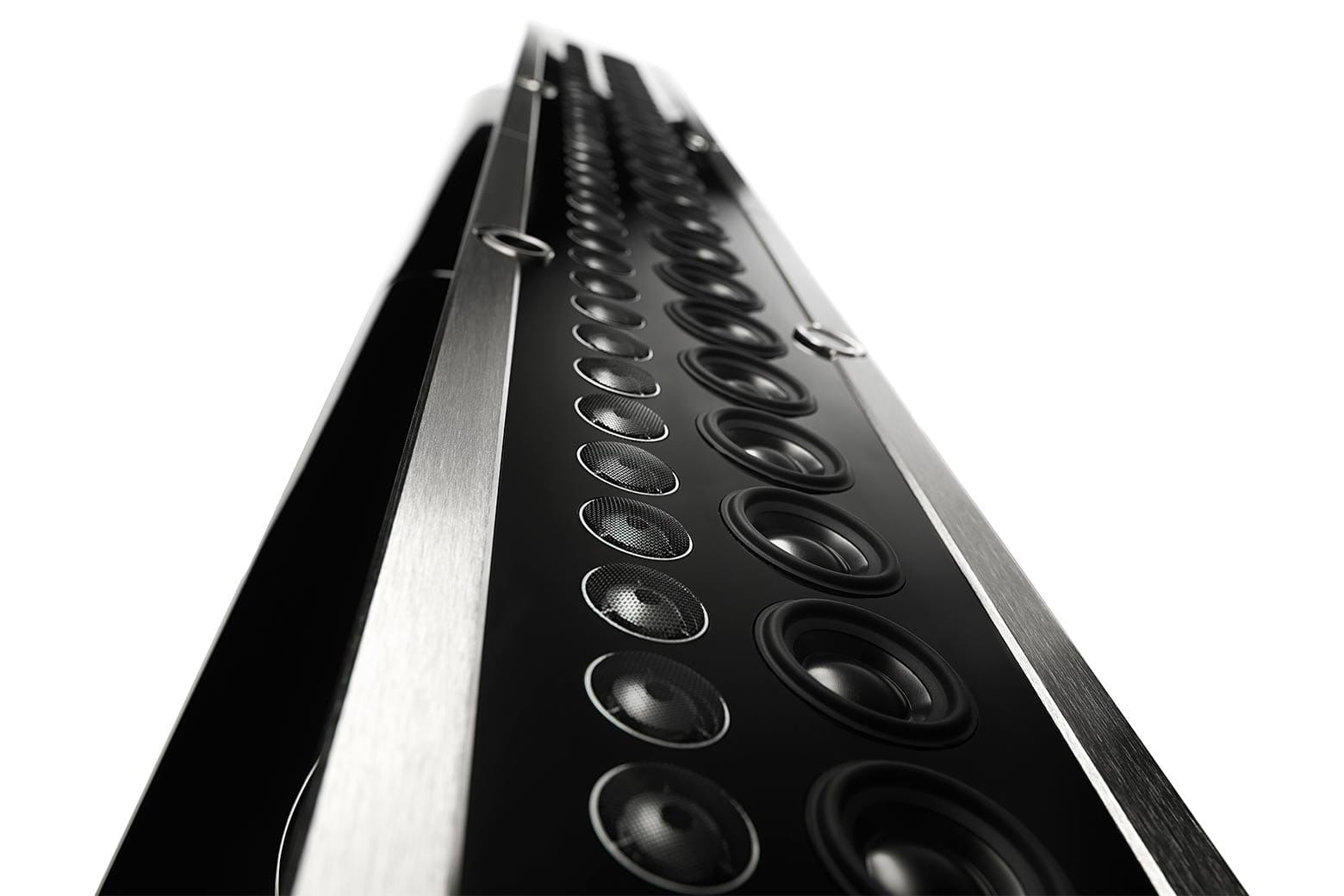 McIntosh XRT1.1K – Diffusore da Pavimento Line Array a 4 Vie