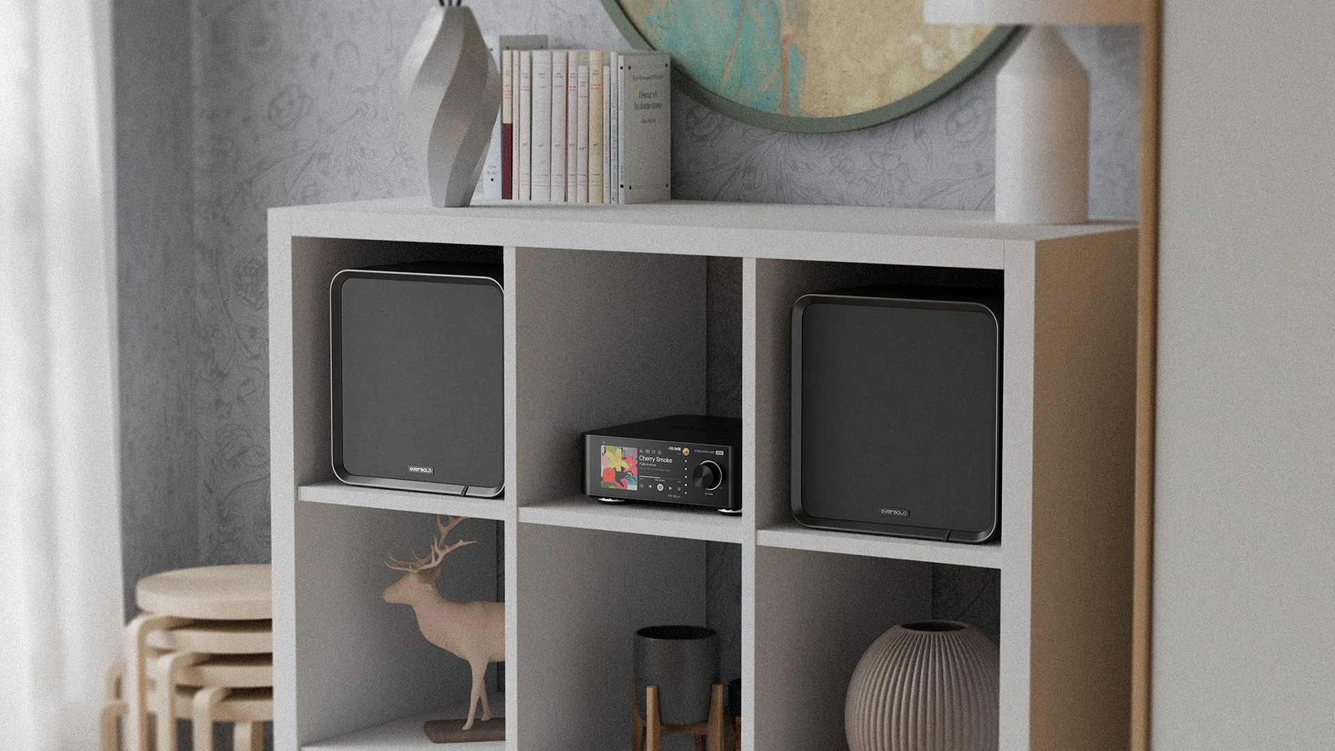 Eversolo SE100 inserite in libreria modulare compatibile con formato tipo Kallax