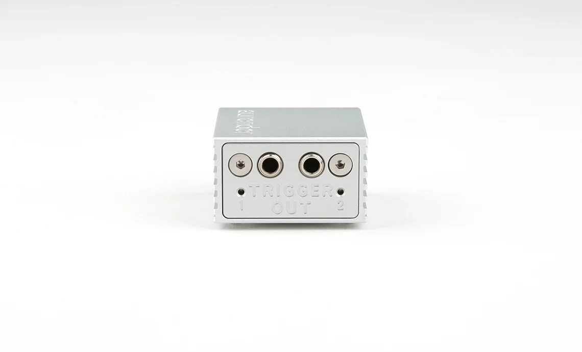 Aurender TD100 – Interfaccia USB-Trigger 12 V – immagine 3 Aurender TD100 – Interfaccia USB-Trigger 12 V - immagine 3
