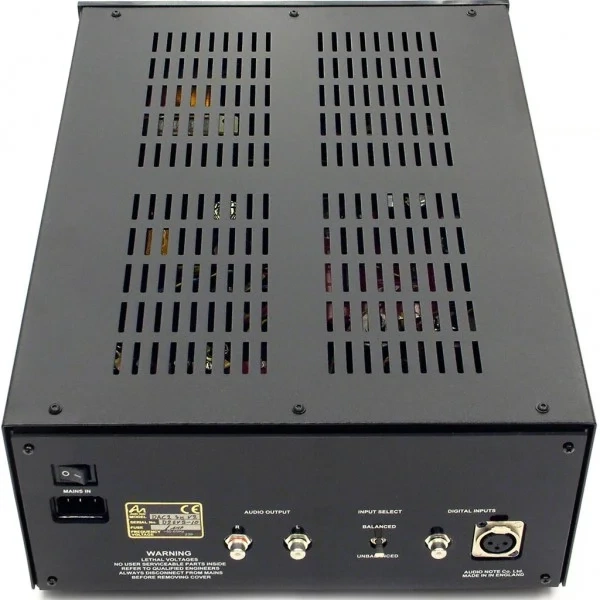 Audio Note DAC 2.1x convertitore DAC a valvole, vista frontale – foto 3 Audio Note DAC 2.1x convertitore DAC a valvole, vista frontale – foto 3