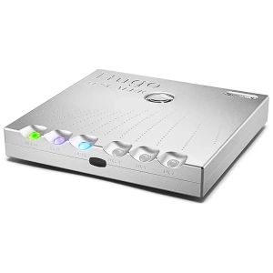 Chord Electronics Hugo M Scaler – di tre quarti