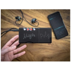 Chord Electronics Poly β in uso con Mojo 2 e smartphone