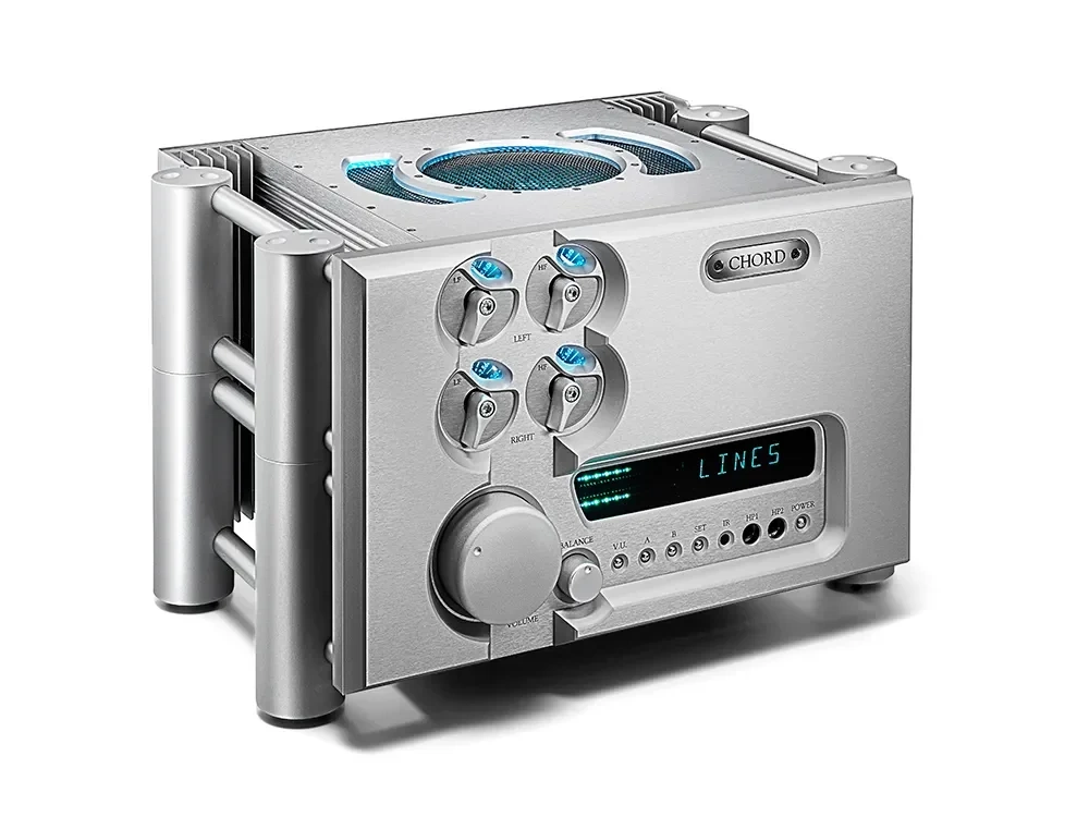 Chord Electronics Ultima Pre – Silver, di tre quarti Chord Electronics Ultima Pre – Silver, di tre quarti