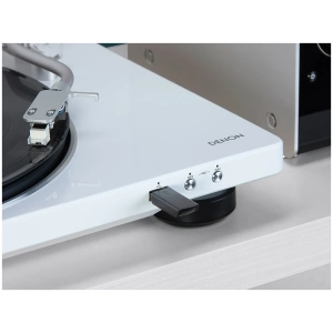 Denon DP-450USB giradischi con registrazione USB – dettaglio porta USB, bianco