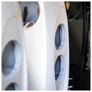 ELAC Concentro diffusore da pavimento – assemblaggio in fabbrica
