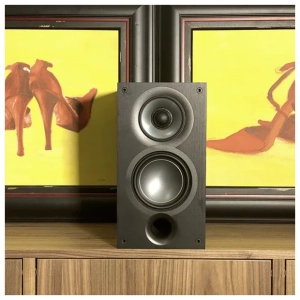 ELAC Uni-Fi 2.0 UB52 diffusore da scaffale – ambientazione