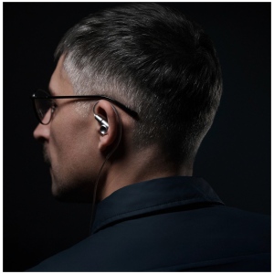 Meze Audio ASTRU – Auricolari In-Ear con Driver Dinamico e Scocca in Titanio