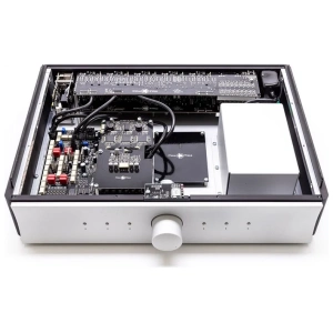 Mola Mola Makua preamplificatore stereo, vista frontale – foto 4