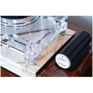 Musical Fidelity X-Power TT – con il giradischi M8xTT