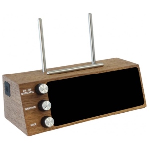 Petru Design SMART NOW PLAYING VINYL RECORD STAND WALNUT flight case per giradischi