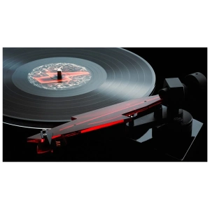 Pro-Ject AC/DC Turntable giradischi in edizione limitata a forma di fulmine
