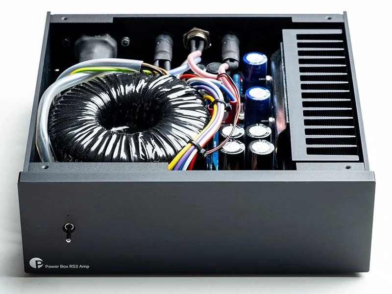 Pro-Ject Power Box RS2 Amp alimentatore lineare Pro-Ject Power Box RS2 Amp alimentatore lineare