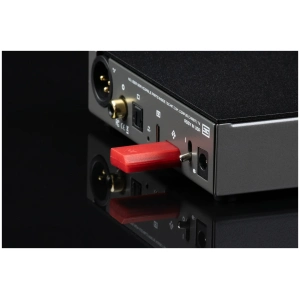 Schiit Eitr 2 convertitore USB digitale, frontale