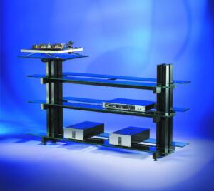 Schroers & Schroers Satellit montato sul rack Biga con giradischi