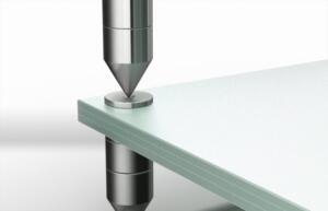 Schroers & Schroers Soundrack, piede in acciaio inox