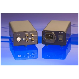 Sugden A21SE Stage Two preamplificatore phono MM/MC con alimentatore separato, vista posteriore