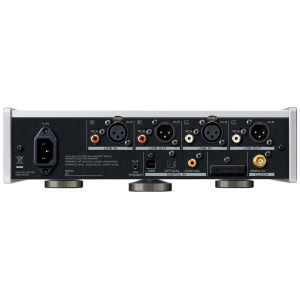 TEAC UD-507 DAC e preamplificatore, frontale