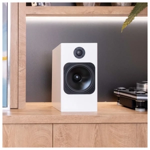 Totem Element Fire V2 diffusori da stand – foto ambientata